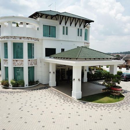 Casa Bianca Hotel Kluang Exterior photo