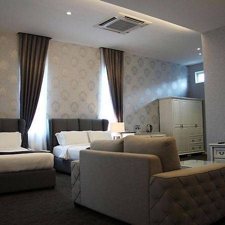 Casa Bianca Hotel Kluang Exterior photo
