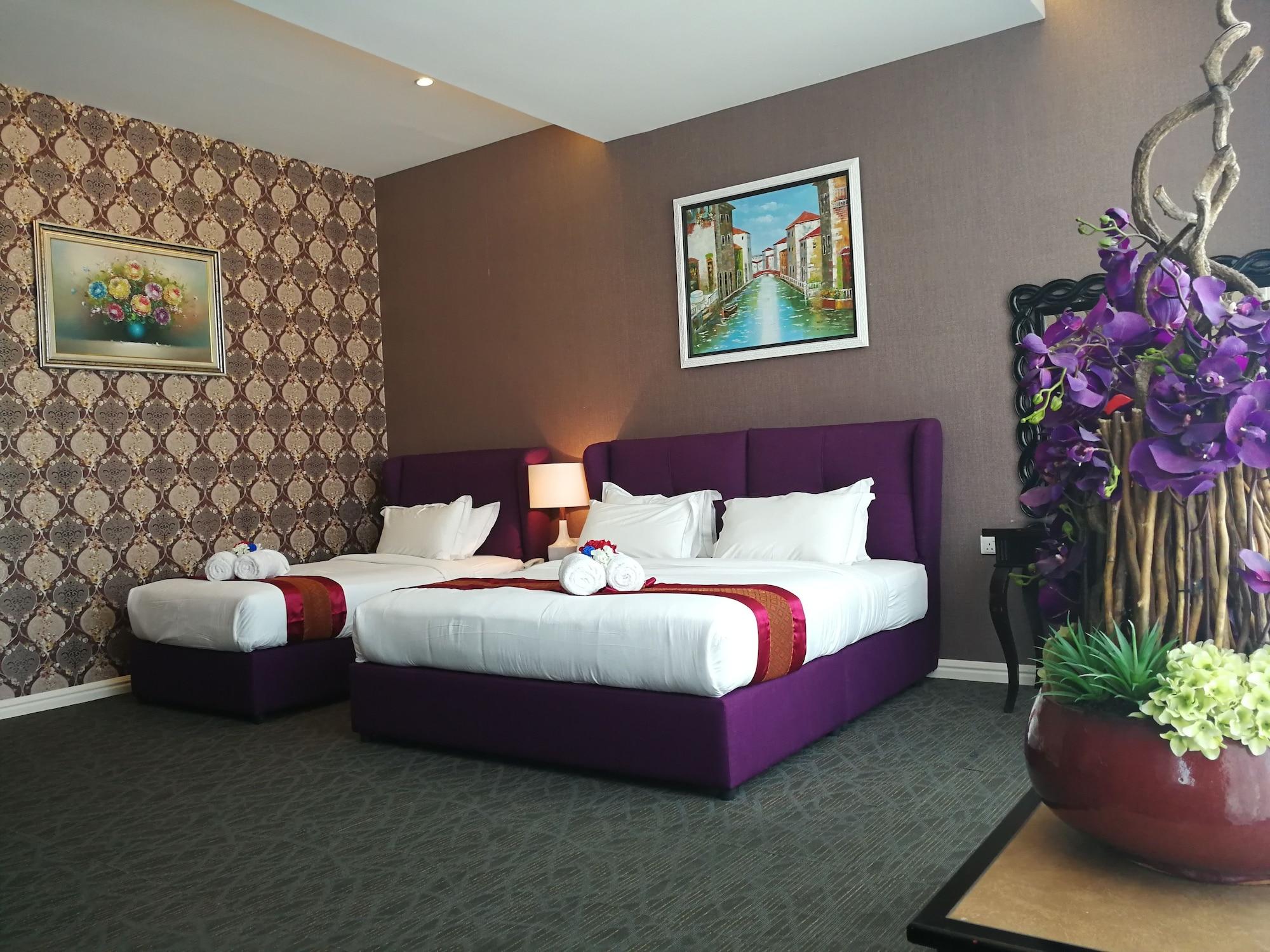 Casa Bianca Hotel Kluang Exterior photo